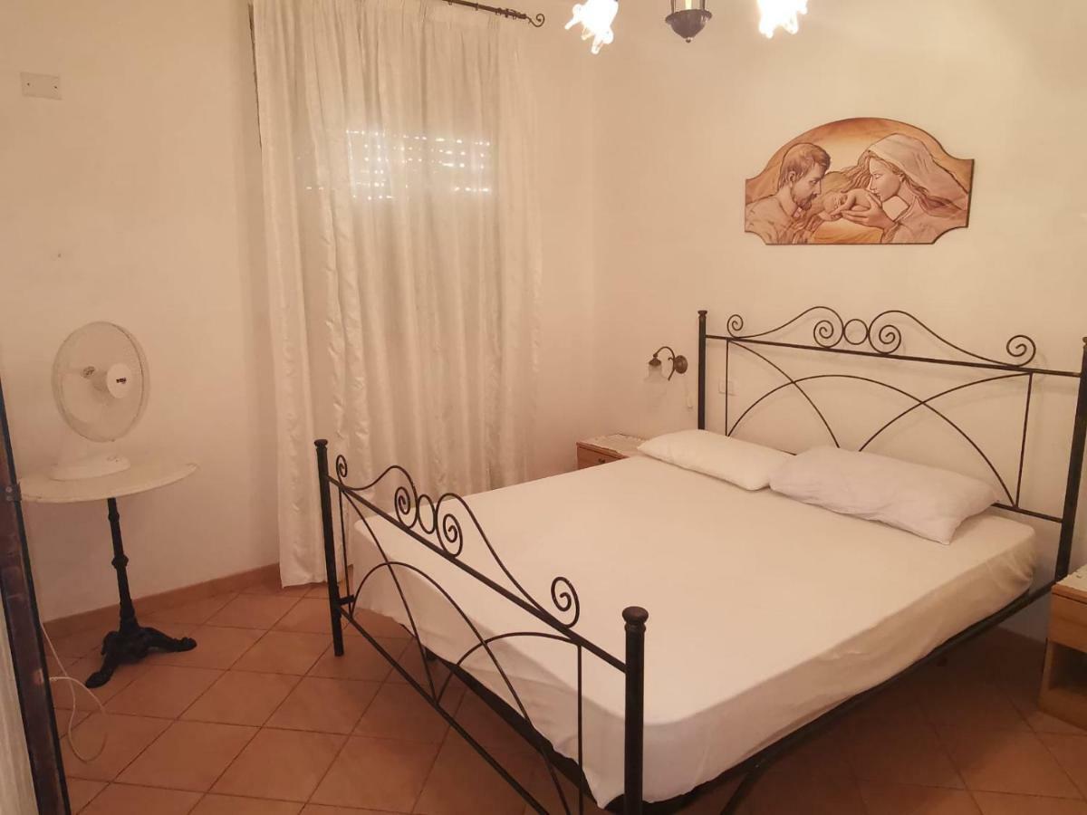 Sole Terra E Mare Casa Chiara Villa Монталегро Екстериор снимка